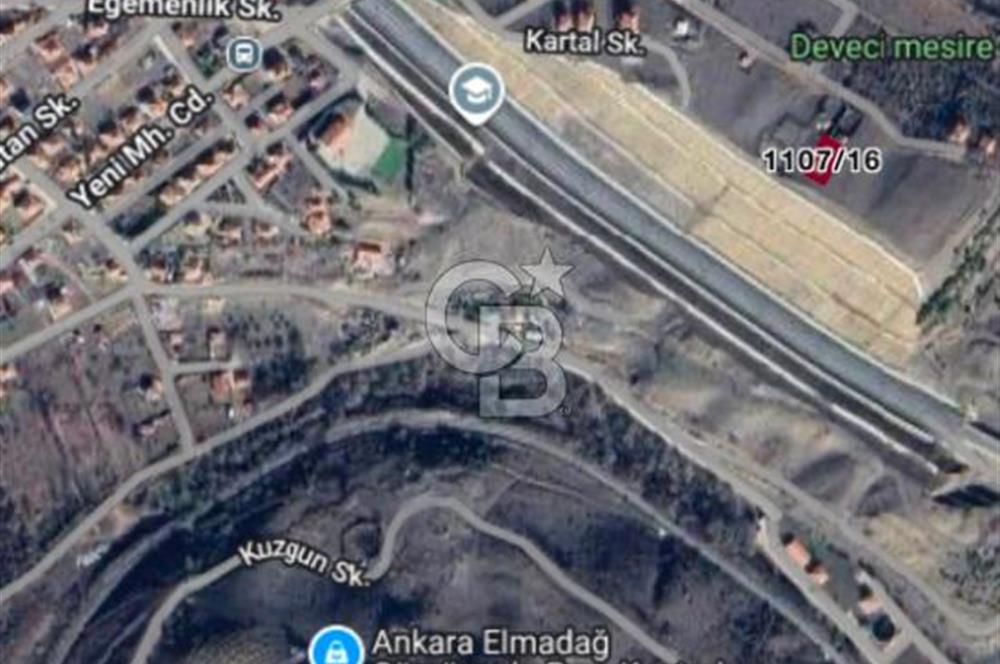 ELMADAĞ ÜÇEVLER MAH'DE YOLA YAKIN 488 m2 İMARLI MANZARALI ARSA