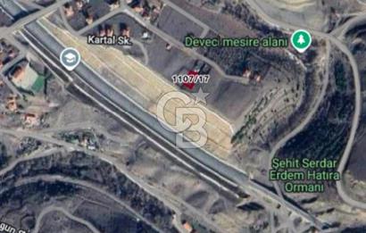 ELMADAĞ ÜÇEVLER MAH'DE YOLA YAKIN 491 m2 İMARLI MANZARALI ARSA