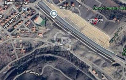 ELMADAĞ ÜÇEVLER MAH'DE YOLA YAKIN 491 m2 İMARLI MANZARALI ARSA