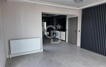 Acar Beytepe Sitesinde Bakımlı, 3 Katlı, Bahçeli 4+1 Villa