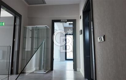 Acar Beytepe Sitesinde Bakımlı, 3 Katlı, Bahçeli 4+1 Villa
