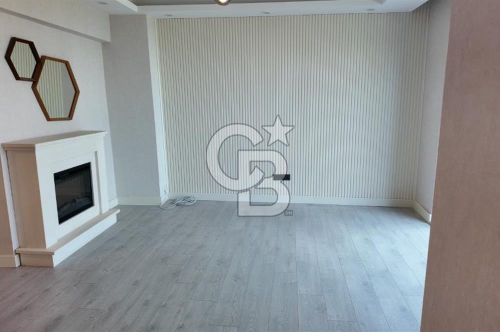 Acar Beytepe Sitesinde Bakımlı, 3 Katlı, Bahçeli 4+1 Villa