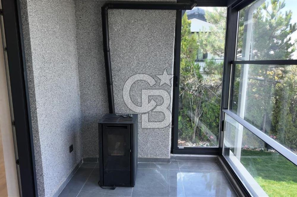 Acar Beytepe Sitesinde Bakımlı, 3 Katlı, Bahçeli 4+1 Villa