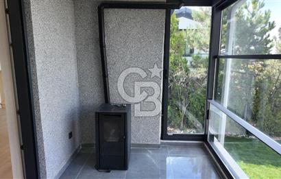 Acar Beytepe Sitesinde Bakımlı, 3 Katlı, Bahçeli 4+1 Villa