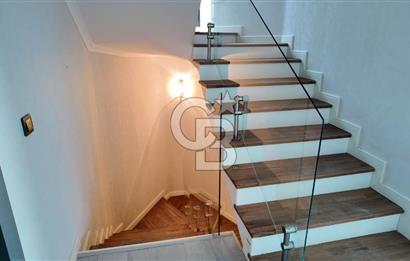 Acar Beytepe Sitesinde Bakımlı, 3 Katlı, Bahçeli 4+1 Villa