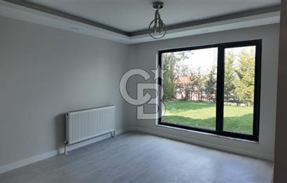 Acar Beytepe Sitesinde Bakımlı, 3 Katlı, Bahçeli 4+1 Villa