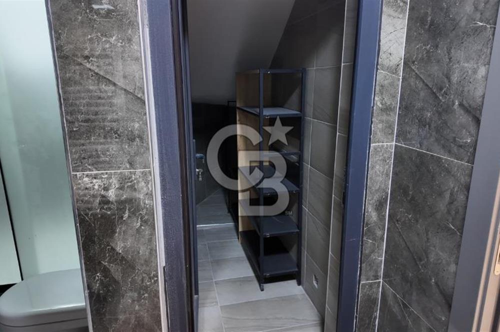 Acar Beytepe Sitesinde Bakımlı, 3 Katlı, Bahçeli 4+1 Villa