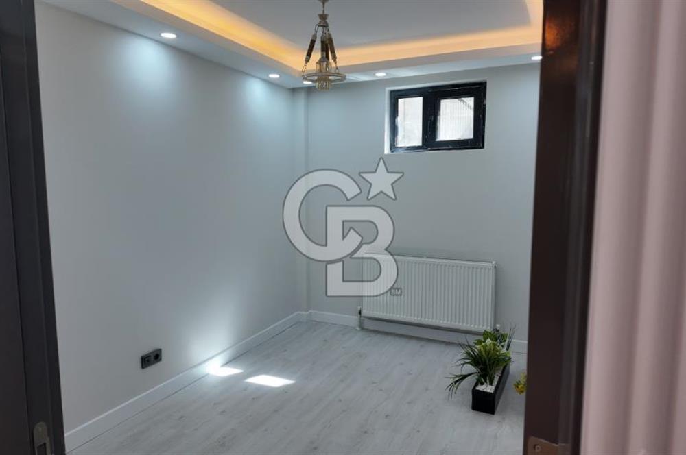 Acar Beytepe Sitesinde Bakımlı, 3 Katlı, Bahçeli 4+1 Villa