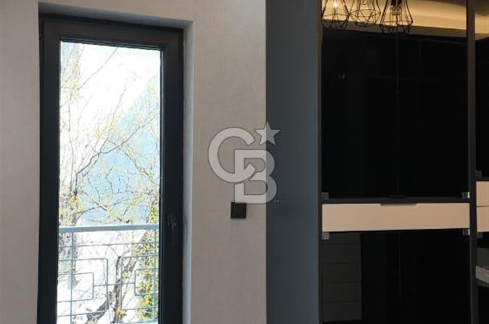 Acar Beytepe Sitesinde Bakımlı, 3 Katlı, Bahçeli 4+1 Villa