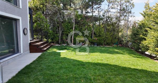 Acar Beytepe Sitesinde Bakımlı, 3 Katlı, Bahçeli 4+1 Villa - 358511