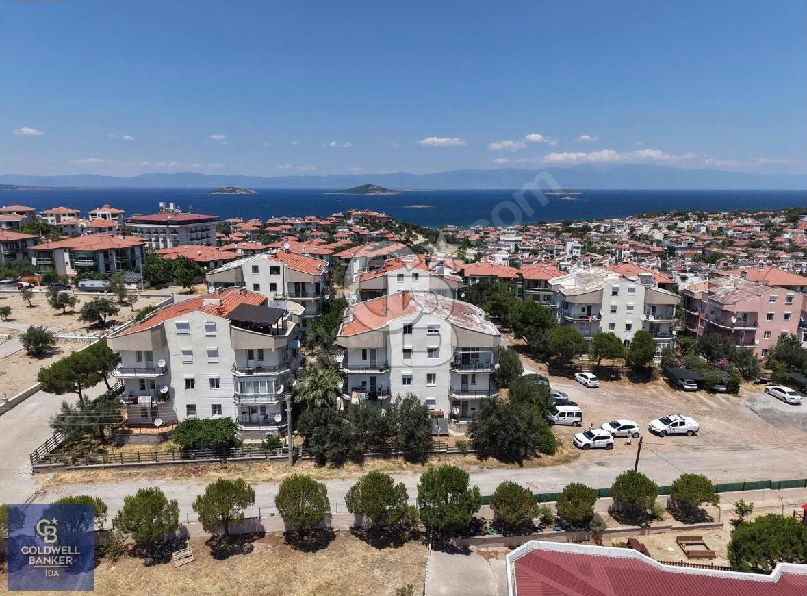 Ali Çetinkaya'da Deniz Manzaralı Üç Cepheli Dubleks Daire