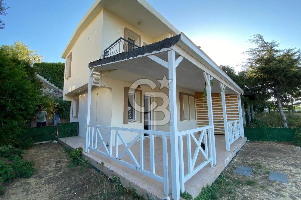 Eski Foça'da Mükemmel Manzaralı Kiralık Ev
