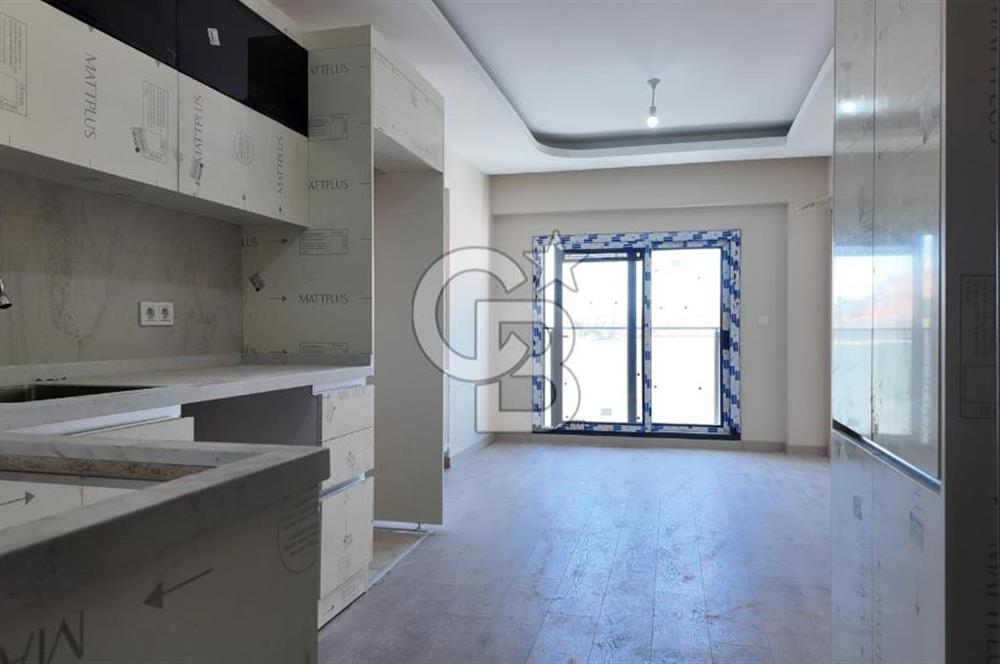 KARŞIYAKA DONANMACI MAH SATILIK 2+1 DAİRE