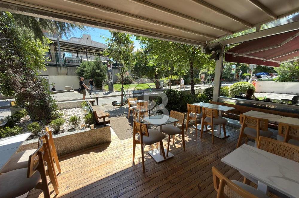 SUADİYE'DE DÜŞÜK KİRALI HAZIR MÜŞTERİLİ DEVREN KAFE