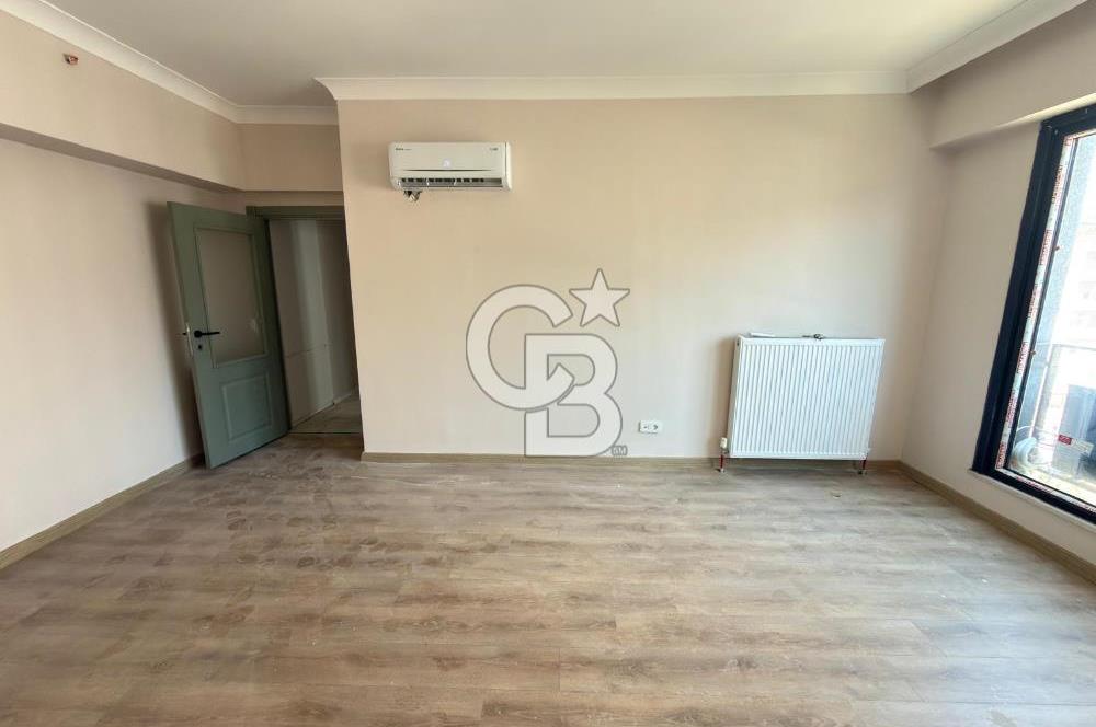 MALTEPE'DE SİTE İÇİNDE HAVUZLU GÜVENLİKLİ SIFIR SATILIK 2+1