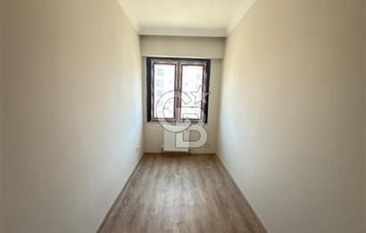 MALTEPE'DE SİTE İÇİNDE HAVUZLU GÜVENLİKLİ SIFIR SATILIK 2+1