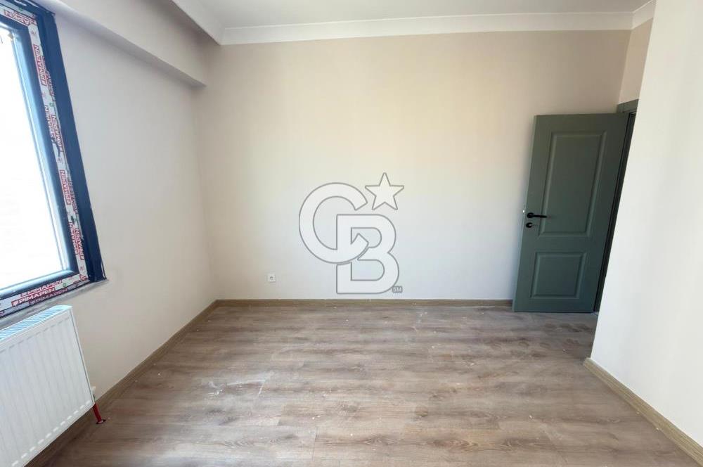 MALTEPE'DE SİTE İÇİNDE HAVUZLU GÜVENLİKLİ SIFIR SATILIK 2+1