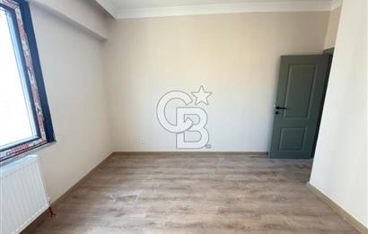 MALTEPE'DE SİTE İÇİNDE HAVUZLU GÜVENLİKLİ SIFIR SATILIK 2+1