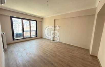MALTEPE'DE SİTE İÇİNDE HAVUZLU GÜVENLİKLİ SIFIR SATILIK 2+1