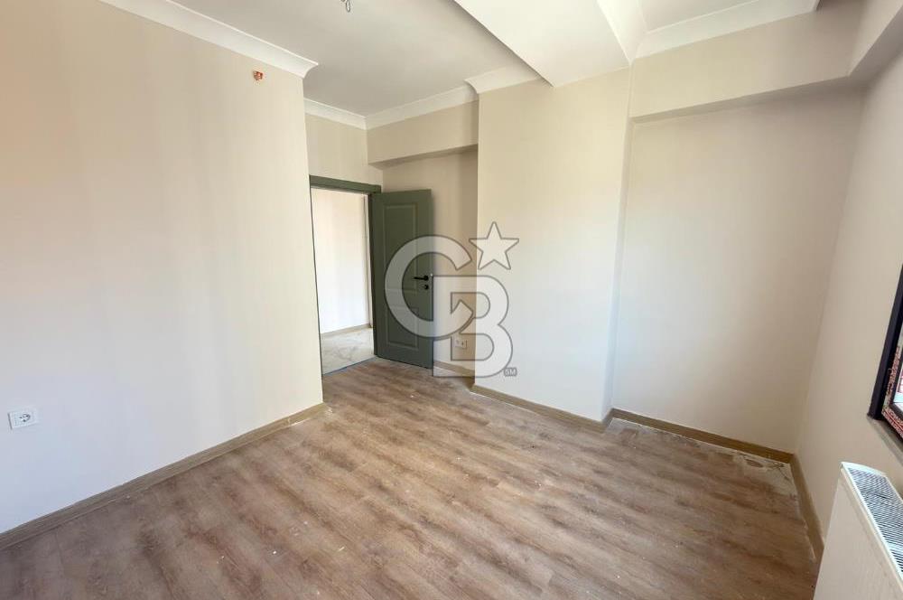 MALTEPE'DE SİTE İÇİNDE HAVUZLU GÜVENLİKLİ TAPU MASRAFSIZ 1+1