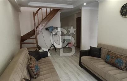 Kağıthane Nurtepe'de Satılık 4+2 Geniş Çatı Dubleksi