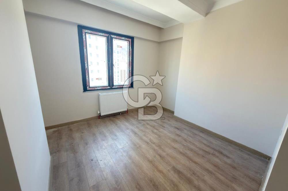 MALTEPE'DE SİTE İÇİNDE HAVUZLU GÜVENLİKLİ TAPU MASRAFSIZ 1+1