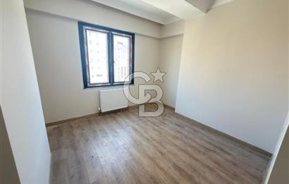MALTEPE'DE SİTE İÇİNDE HAVUZLU GÜVENLİKLİ TAPU MASRAFSIZ 1+1
