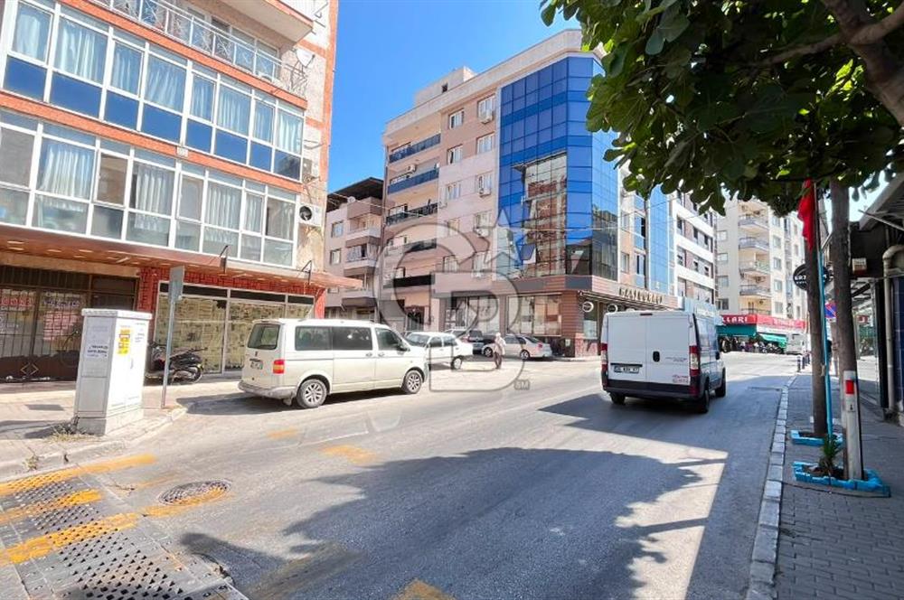 Karabağlar Bozyaka Cadde Üzerinde Satılık 3+1 geniş daire