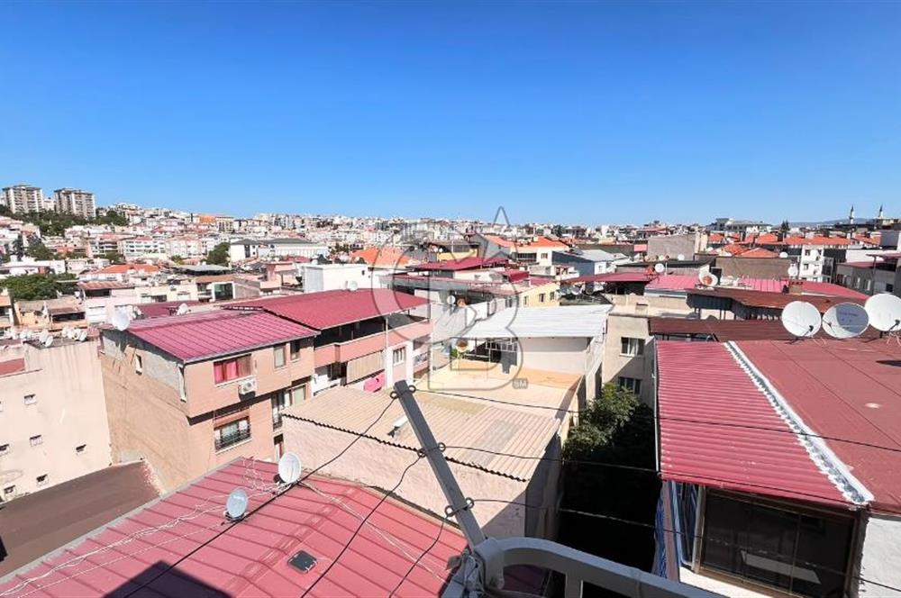 Karabağlar Bozyaka Cadde Üzerinde Satılık 3+1 geniş daire