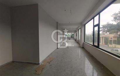 KİRALIK,HADIMKÖY MERKEZDE HASTANE KARŞISI 110 M² TİCARİ DÜKKAN