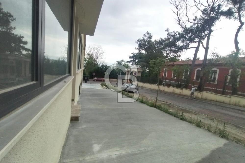KİRALIK,HADIMKÖY MERKEZDE HASTANE KARŞISI 110 M² TİCARİ DÜKKAN