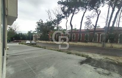 KİRALIK,HADIMKÖY MERKEZDE HASTANE KARŞISI 110 M² TİCARİ DÜKKAN