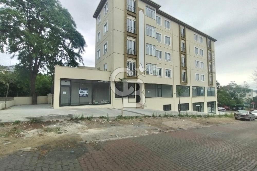 KİRALIK,HADIMKÖY MERKEZDE HASTANE KARŞISI 110 M² TİCARİ DÜKKAN