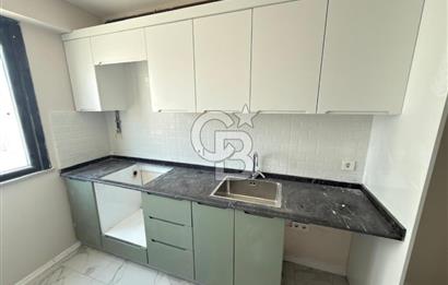 MALTEPE'DE SİTE İÇİNDE HAVUZLU GÜVENLİKLİ SIFIR SATILIK 2+1