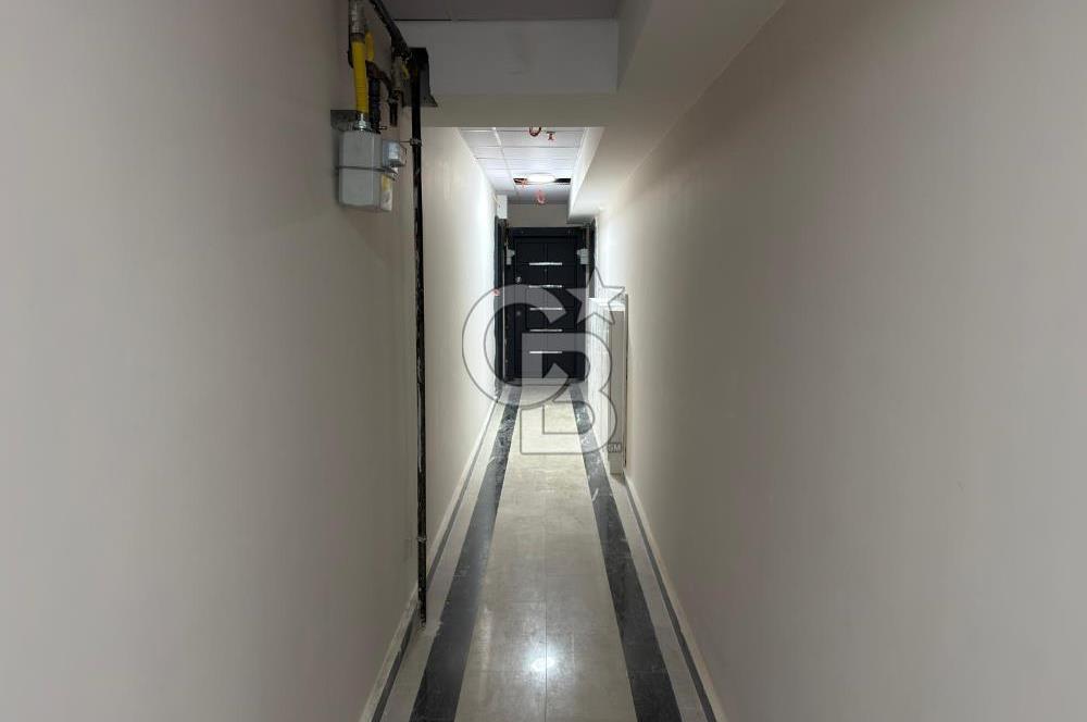 MALTEPE'DE SİTE İÇİNDE HAVUZLU GÜVENLİKLİ TAPU MASRAFSIZ 1+1