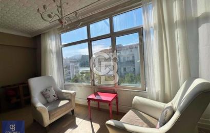 Sarımsaklı Yalıkent Sitesinde Teraslı Satılık Daire