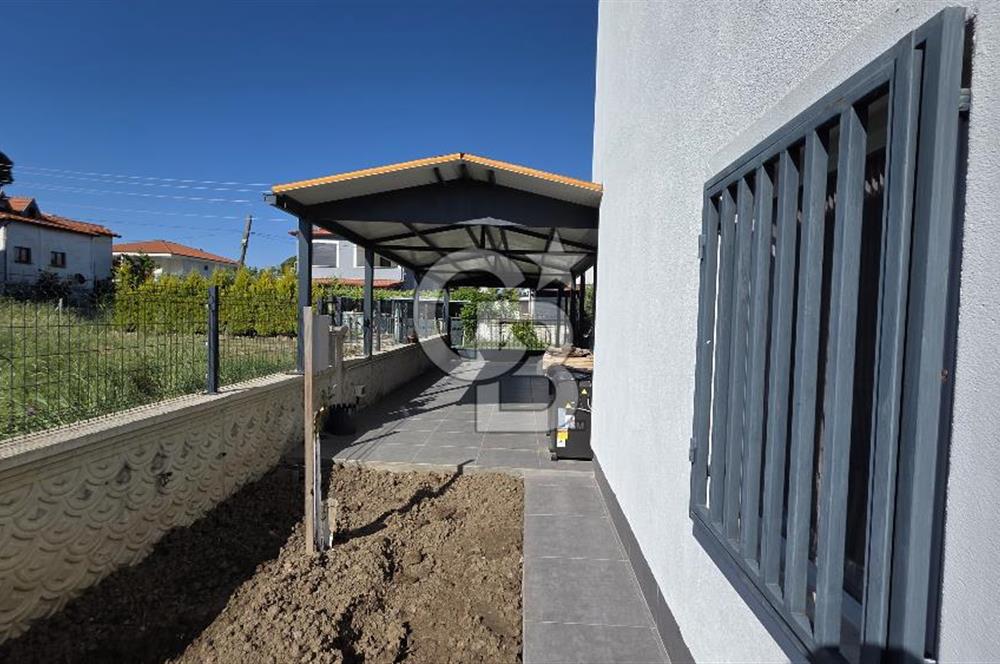 Ayvalık Altınova da Deniz Manzaralı Asansörlü 5+1 Satılık Villa 
