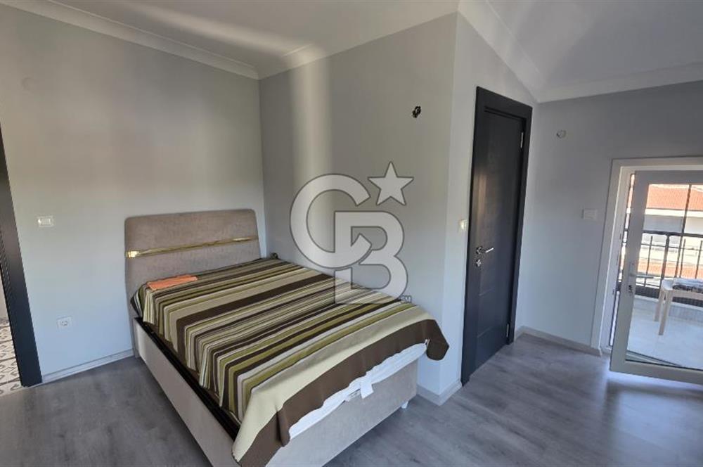 Ayvalık Altınova da Deniz Manzaralı Asansörlü 5+1 Satılık Villa 