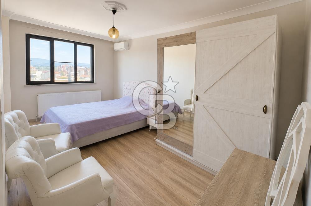Edremit Kadıköyde Çanakkale Asfaltı Üzerinde 130 m² GENİŞ DAİRE