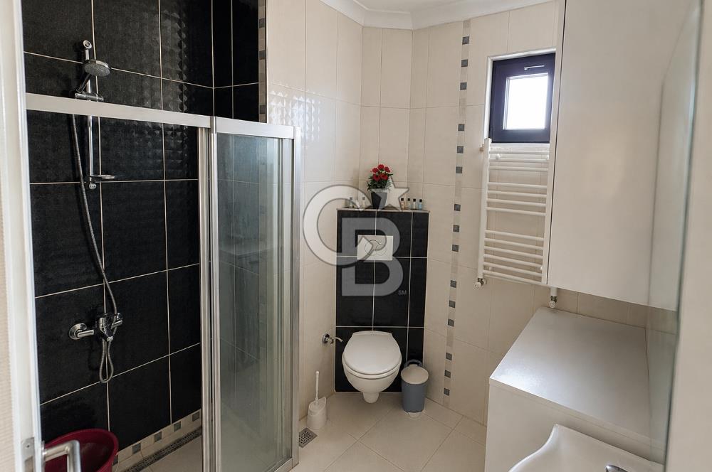 Edremit Kadıköyde Çanakkale Asfaltı Üzerinde 130 m² GENİŞ DAİRE