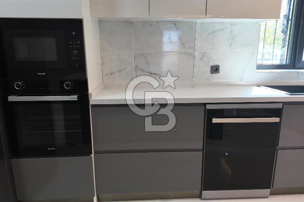 Acar Beytepe Sitesinde Bakımlı, 3 Katlı, Bahçeli 4+1 Villa