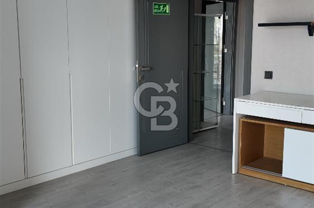 Acar Beytepe Sitesinde Bakımlı, 3 Katlı, Bahçeli 4+1 Villa