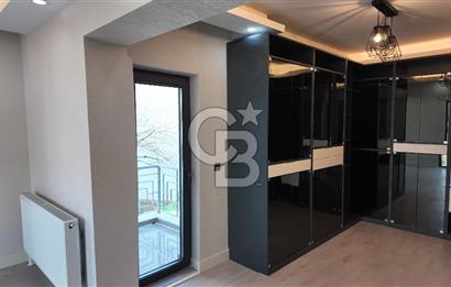 Acar Beytepe Sitesinde Bakımlı, 3 Katlı, Bahçeli 4+1 Villa