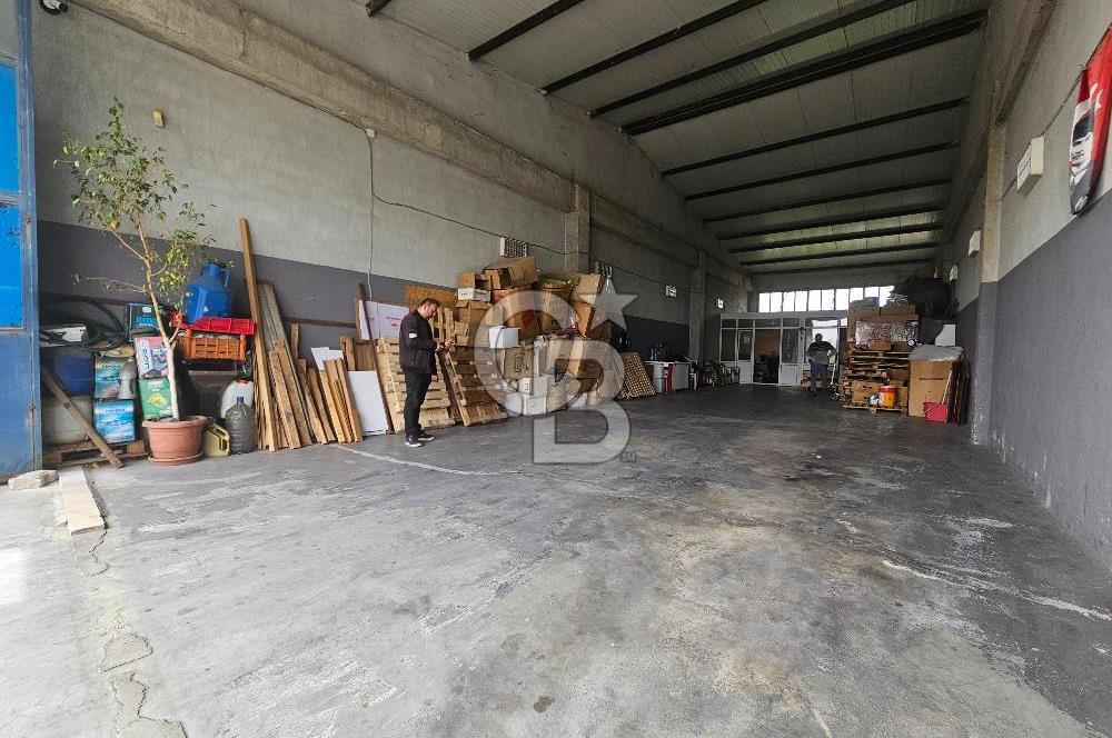 Ayvalık 150 Evler Mah. Uğur Sanayi Sitesi'nde Kiralık Dükkan