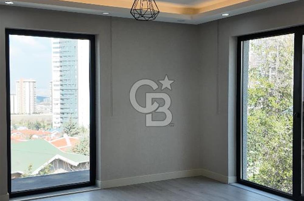 Acar Beytepe Sitesinde Bakımlı, 3 Katlı, Bahçeli 4+1 Villa