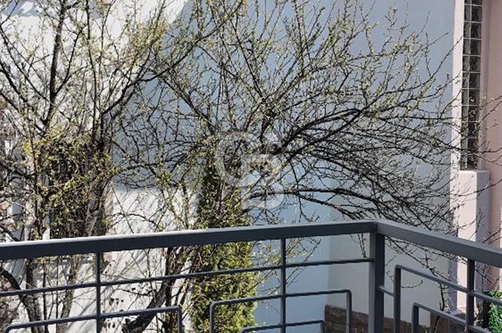 Acar Beytepe Sitesinde Bakımlı, 3 Katlı, Bahçeli 4+1 Villa
