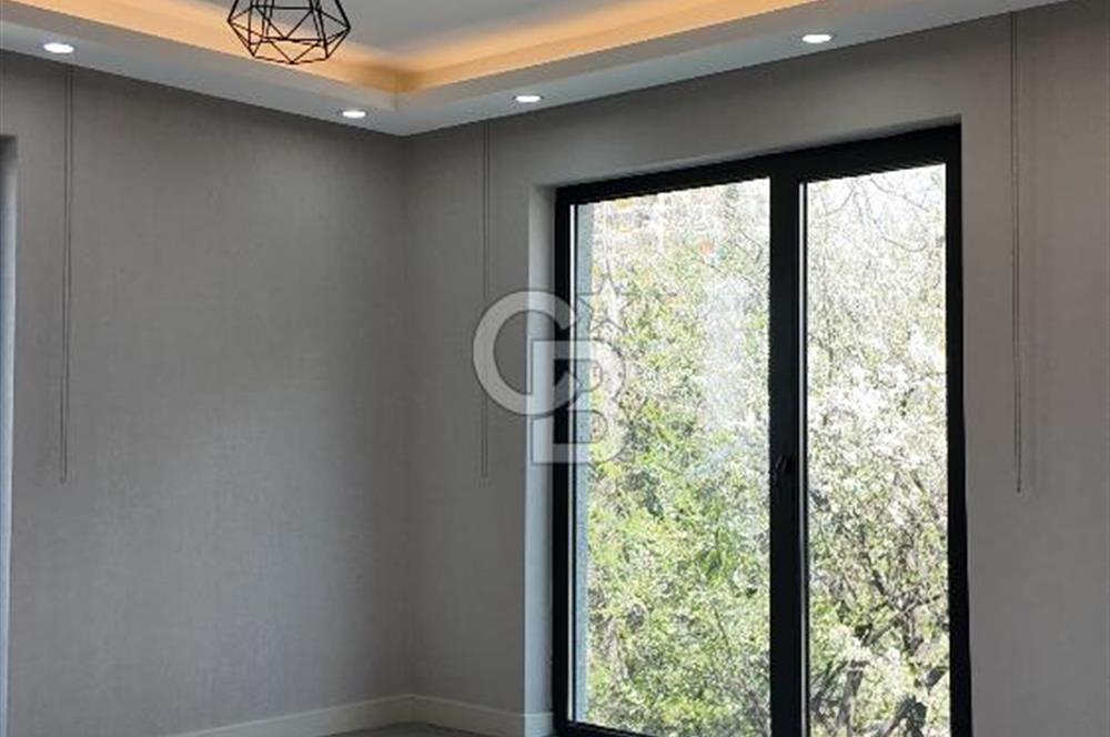 Acar Beytepe Sitesinde Bakımlı, 3 Katlı, Bahçeli 4+1 Villa