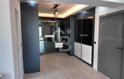 Acar Beytepe Sitesinde Bakımlı, 3 Katlı, Bahçeli 4+1 Villa