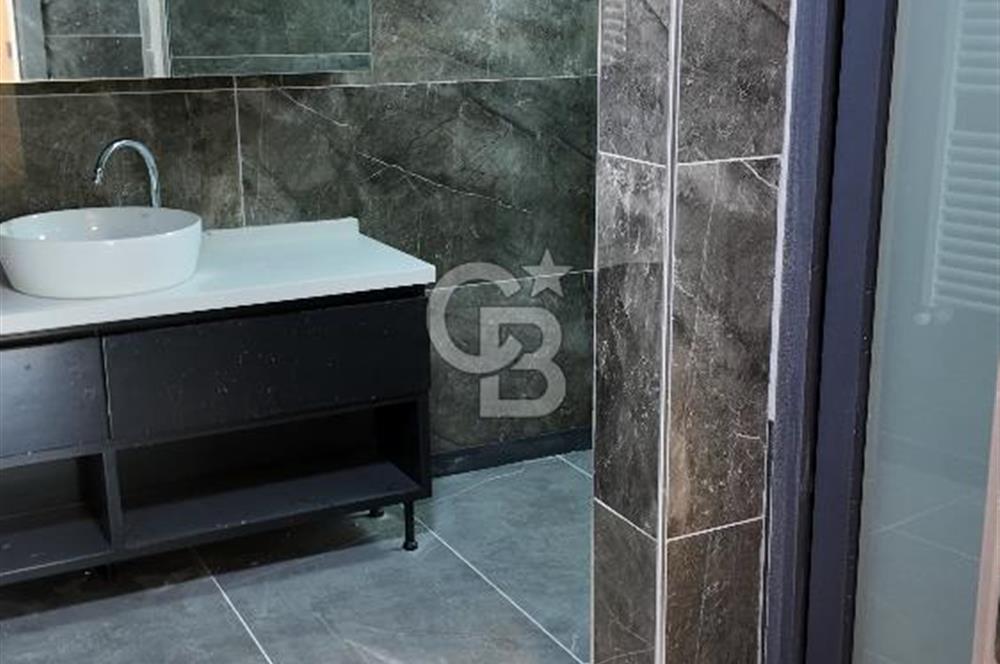 Acar Beytepe Sitesinde Bakımlı, 3 Katlı, Bahçeli 4+1 Villa