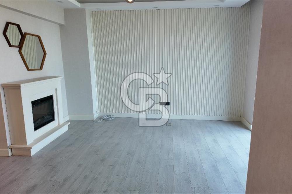 Acar Beytepe Sitesinde Bakımlı, 3 Katlı, Bahçeli 4+1 Villa